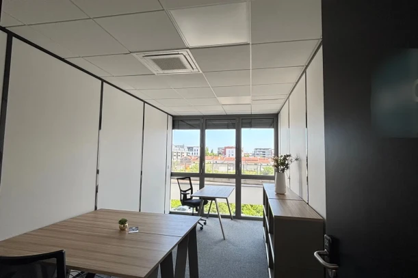 Bureau privé - 54000 - 2 postes - 926€