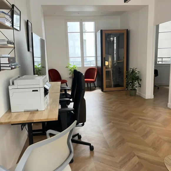Espace indépendant 125 m² 24 postes Location bureau Rue du Caire Paris 75002 - photo 2