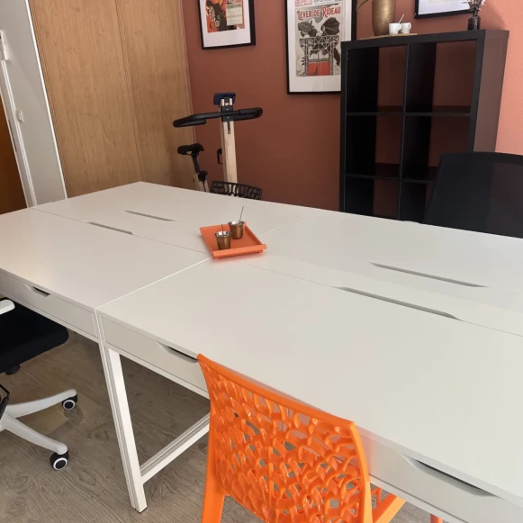 Bureau privé 17 m² 4 postes Location bureau Rue d'Aubuisson Toulouse 31000 - photo 5
