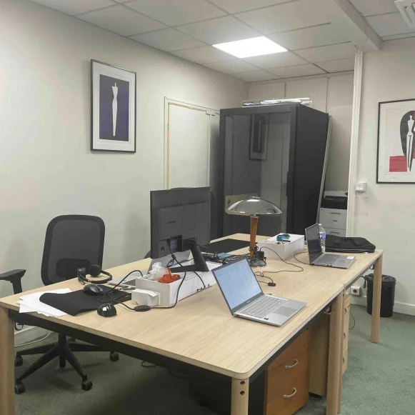 Bureau privé 52 m² 12 postes Location bureau Avenue de Messine Paris 75008 - photo 1