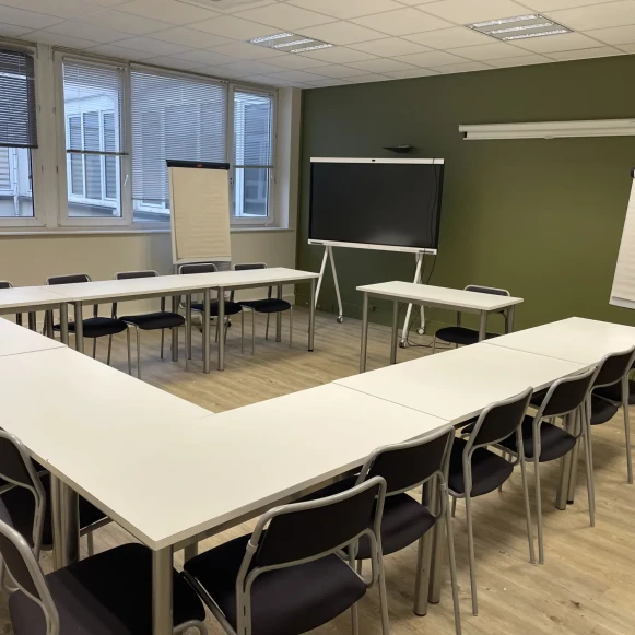 Bureau privé 20 m² 1 poste Coworking Place de la Gare Lille 59800 - photo 6