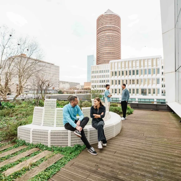 Bureau privé 13 m² 4 postes Coworking Rue des Cuirassiers Lyon 69003 - photo 5