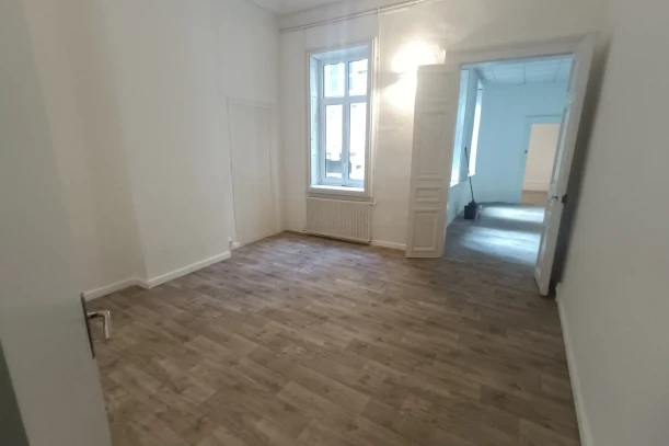 Bureau privé - 34000 - 5 postes - 500€