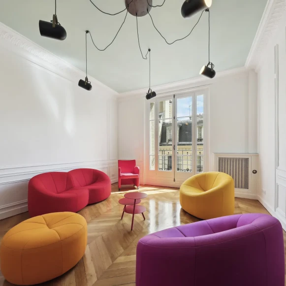 Bureau privé 26 m² 6 postes Location bureau Square de l'Avenue du Bois Paris 75016 - photo 3