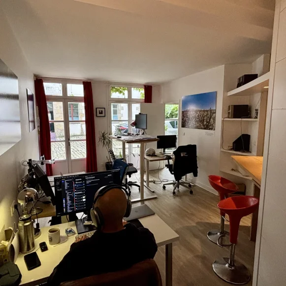 Open Space  2 postes Location bureau Rue de Bréa Nantes 44000 - photo 8