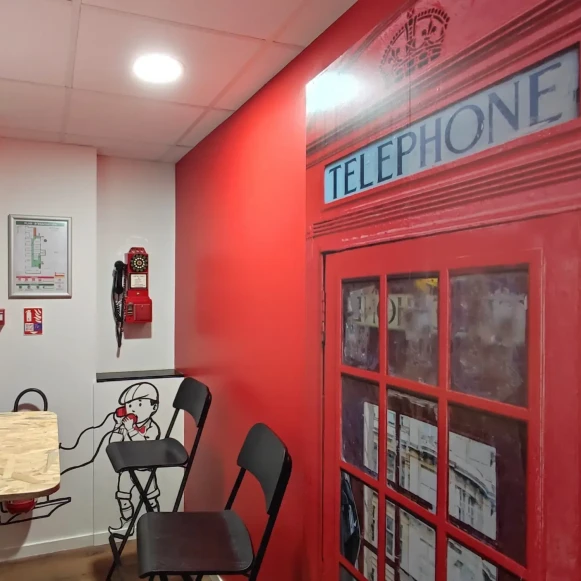 Bureau privé 18 m² 3 postes Location bureau Place Michelet Tours 37000 - photo 2