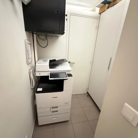 Bureau privé 14 m² 2 postes Location bureau Rue du Mont Thabor Paris 75001 - photo 7