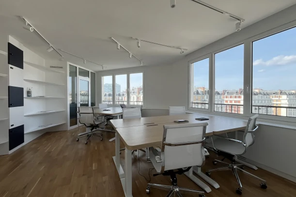 Bureau privé - 75017 - 7 postes - 3000€
