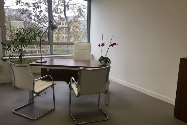 Bureau privé - 77200 - 1 poste - 546€