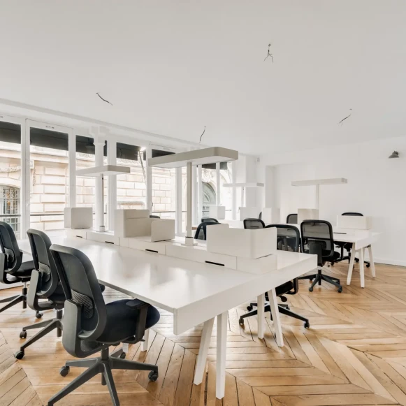Espace indépendant 60 m² 12 postes Location bureau Rue de la Vrillière Paris 75001 - photo 5