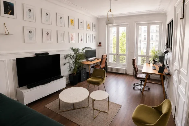 Bureau privé - 75003 - 4 postes - 1600€