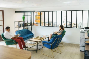 Open Space - 06140 - 20 postes - 160€