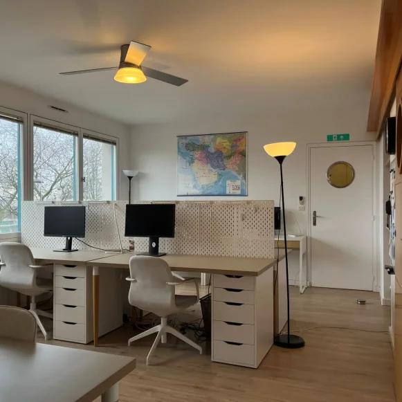 Bureau privé 57 m² 12 postes Location bureau Rue Piat Paris 75020 - photo 8
