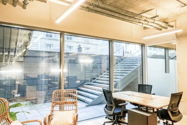 Bureau privé - 75017 - 2 postes - 1200€