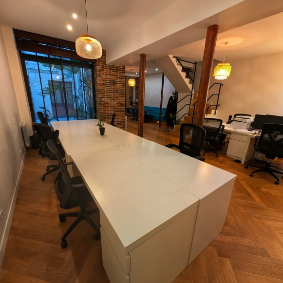 Open Space  8 postes Location bureau Rue de Montmorency Paris 75003 - photo 6
