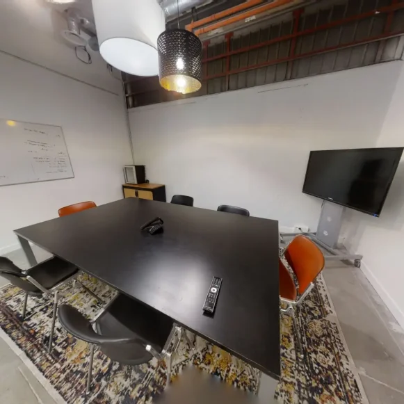 Bureau privé 22 m² 5 postes Coworking Rue Martel Paris 75010 - photo 6