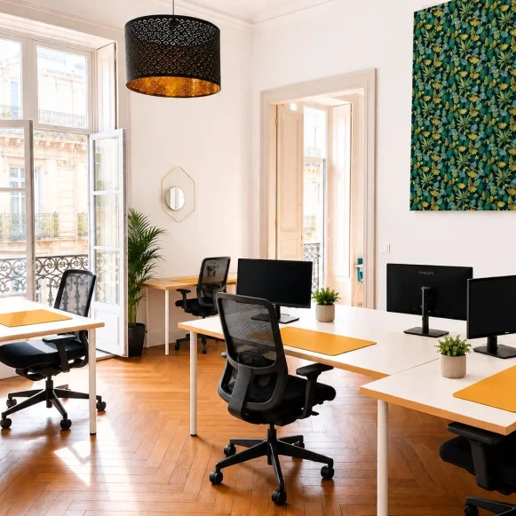 Bureau privé 38 m² 7 postes Coworking Rue de Maguelone Montpellier 34000 - photo 1