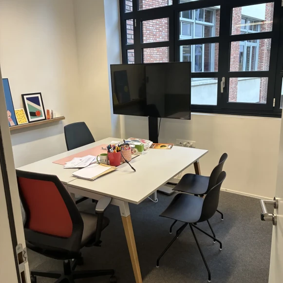 Bureau privé 10 m² 2 postes Location bureau Rue Marcadet Paris 75018 - photo 2