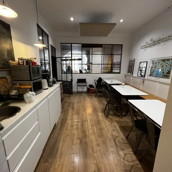 Open Space  16 postes Location bureau Place du Palais Bordeaux 33000 - photo 7