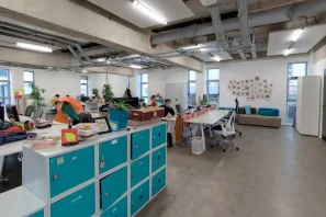 Open Space - 75013 - 1 poste - 279€