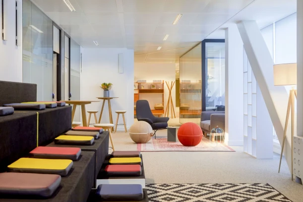 Bureau privé - 69003 - 12 postes - 5170€