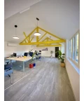Open Space - 21700 - 8 postes - 263€