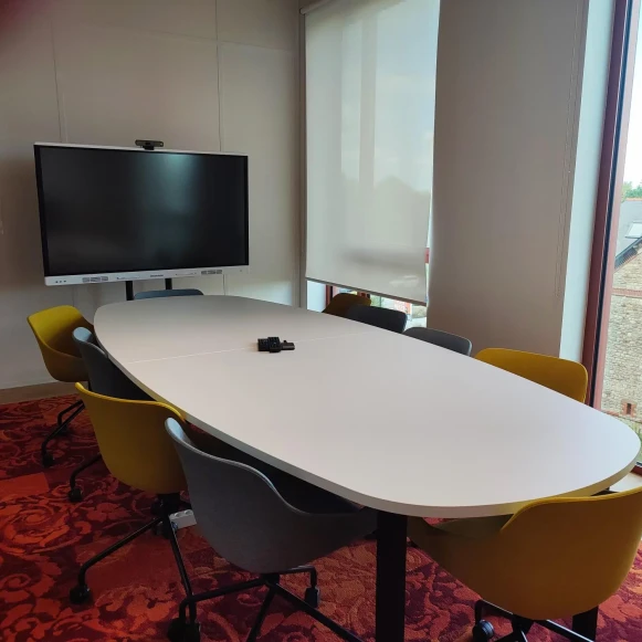 Bureau privé 28 m² 8 postes Coworking Rue Alek Plunian Saint-Jacques-de-la-Lande 35136 - photo 6