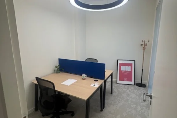 Bureau privé - 33000 - 2 postes - 800€