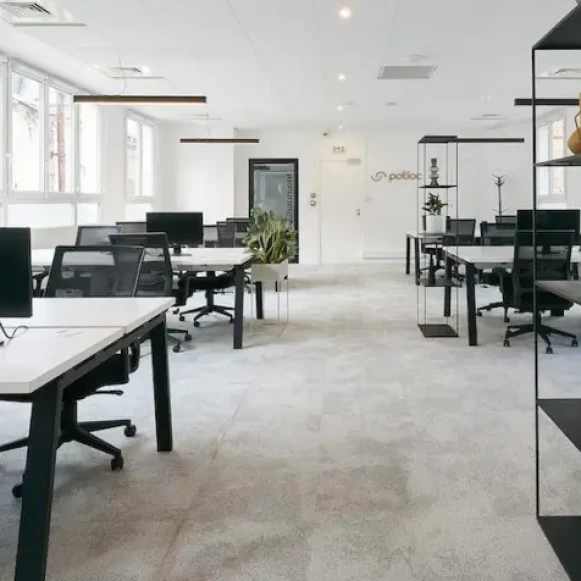 Espace indépendant 984 m² 100 postes Coworking Rue Sainte-Anne Paris 75002 - photo 3