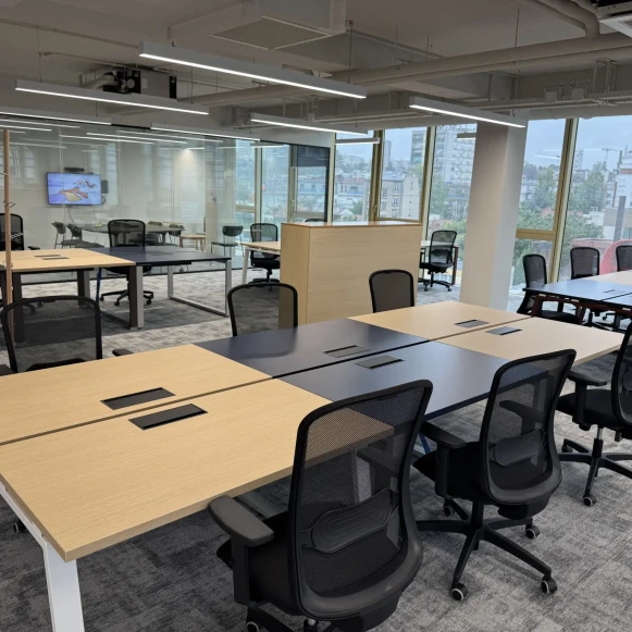 Open Space  20 postes Location bureau Boulevard Chanzy Montreuil 93100 - photo 1