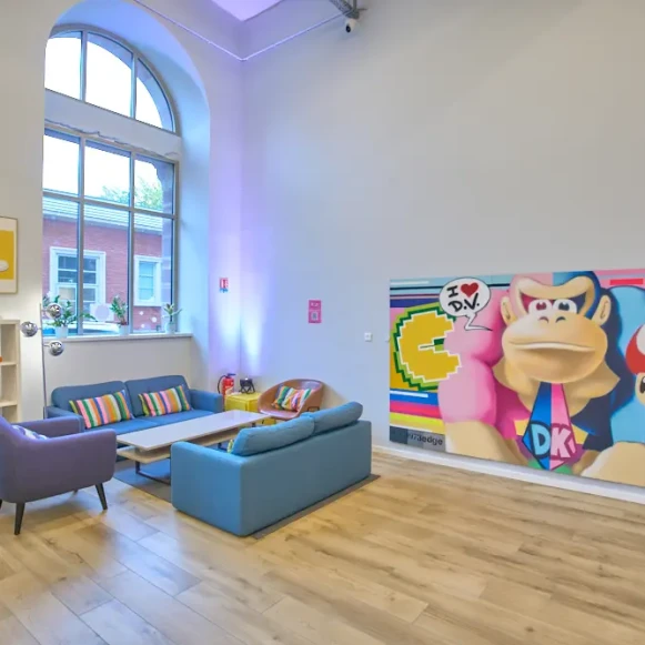 Bureau privé 20 m² 9 postes Coworking Cour des Cigarières Strasbourg 67000 - photo 6