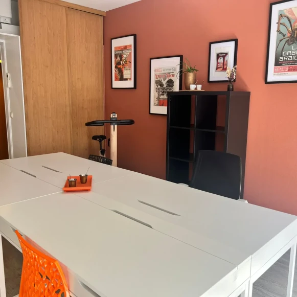 Bureau privé 17 m² 4 postes Location bureau Rue d'Aubuisson Toulouse 31000 - photo 2