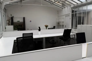 Open Space - 75003 - 6 postes - 400€
