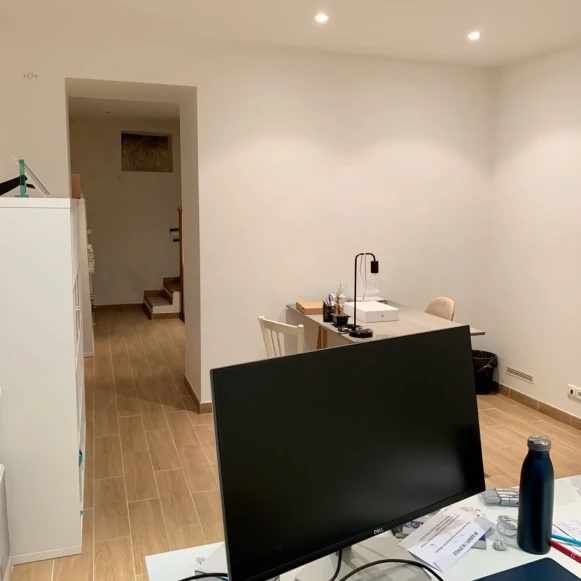 Open Space  2 postes Location bureau Rue Hermel Paris 75018 - photo 2