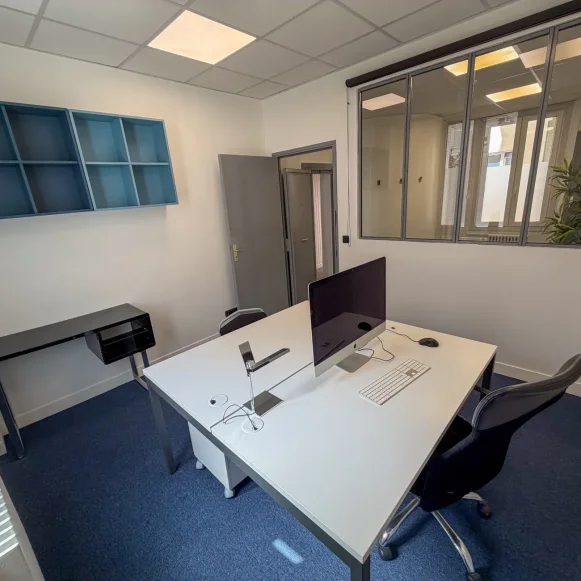 Espace indépendant 25 m² 4 postes Location bureau Rue Aristide Briand Levallois-Perret 92300 - photo 2