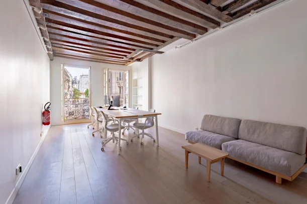 Espace indépendant - 75002 - 6 postes - 2700€