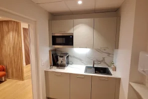 Bureau privé - 75008 - 3 postes - 1560€