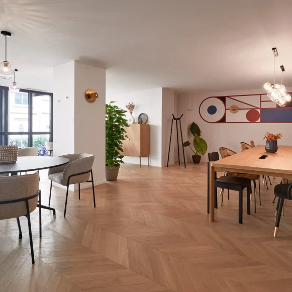 Espace indépendant 294 m² 56 postes Location bureau Rue Cognacq Jay Paris 75007 - photo 1