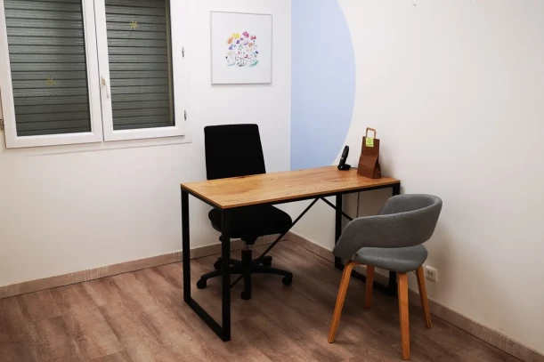 Bureau privé - 91260 - 1 poste - 115€