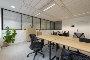 Bureau privé - 75009 - 8 postes - 7120€