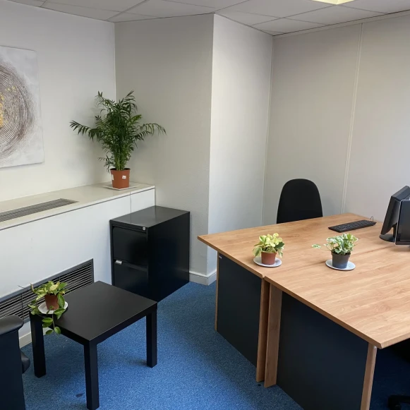 Espace indépendant 177 m² 16 postes Location bureau Rue Royale Saint-Cloud 92210 - photo 8