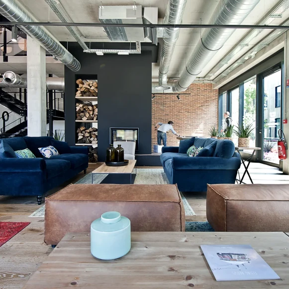 Bureau privé 74 m² 13 postes Coworking Rue des Bouleaux Lesquin 59810 - photo 2