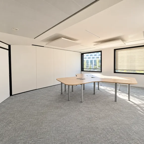 Espace indépendant 205 m² 46 postes Location bureau Avenue de l'Arche Courbevoie 92400 - photo 7