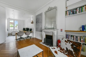 Bureau privé - 94210 - 5 postes - 1210€