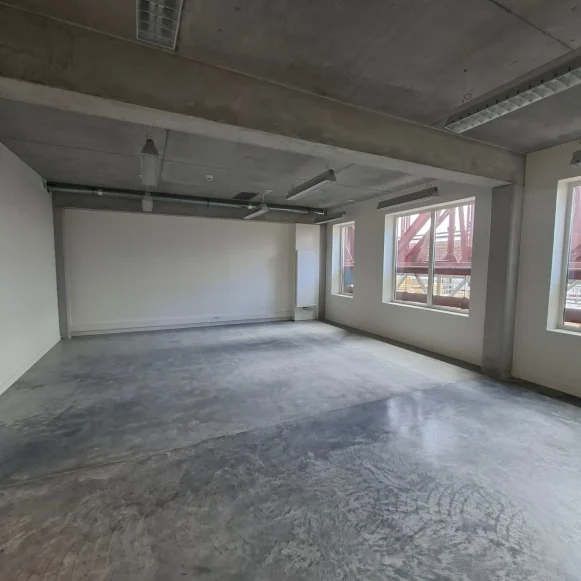 Bureau privé 47 m² 7 postes Coworking Passage de l'Internationale Lille 59800 - photo 4