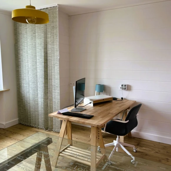 Bureau privé 16 m² 5 postes Coworking Rue Guichen Carantec 29660 - photo 3