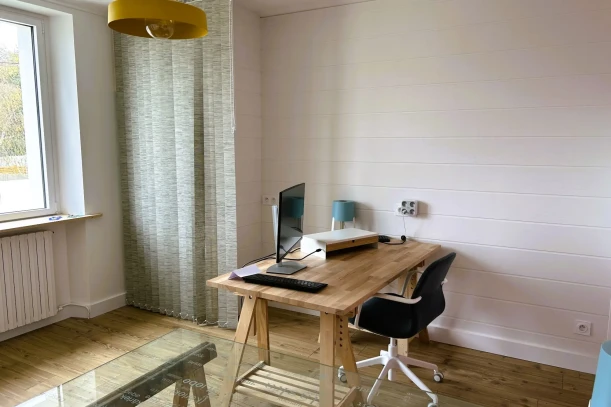 Bureau privé - 29660 - 5 postes - 2500€