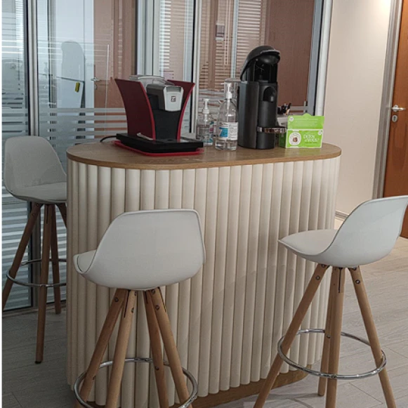 Bureau privé 6 m² 2 postes Location bureau Rue Saint-Lazare Paris 75009 - photo 1