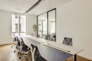 Bureau privé - 75008 - 5 postes - 4020€