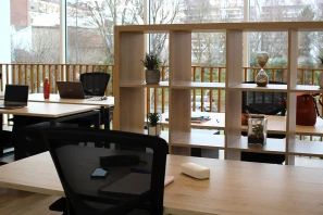 Open Space - 92110 - 20 postes - 240€